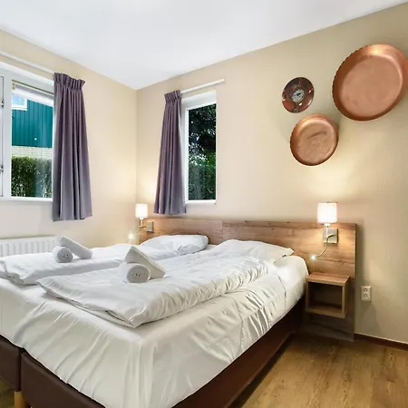 Σπίτι διακοπών In Brabant With Hot Tub & Sauna Heikant