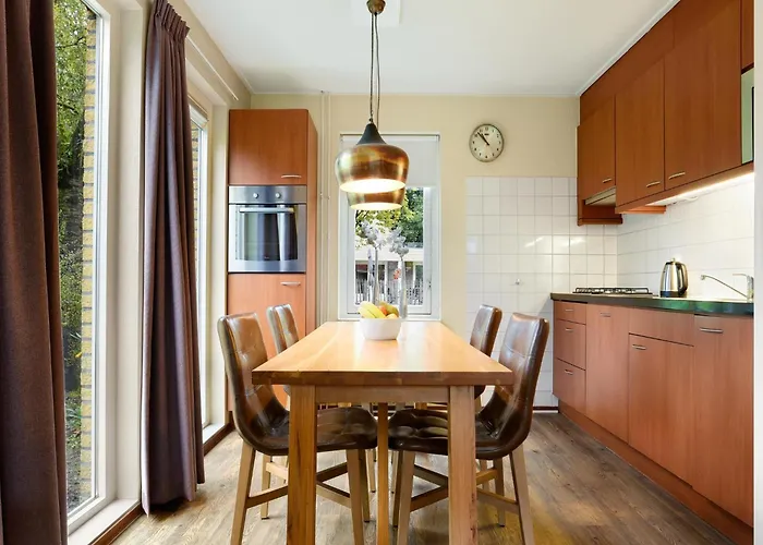 In Brabant With Hot Tub & Sauna *