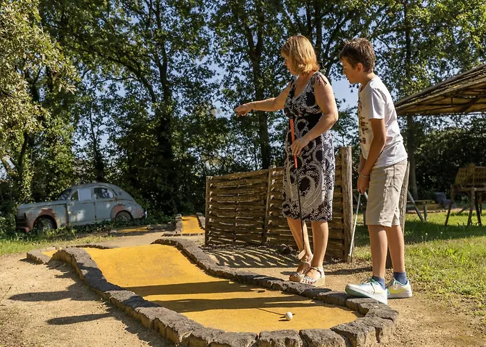 In Brabant With Hot Tub & Sauna Ferienhaus Heikant