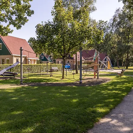 In Brabant With Hot Tub & Sauna * Heikant